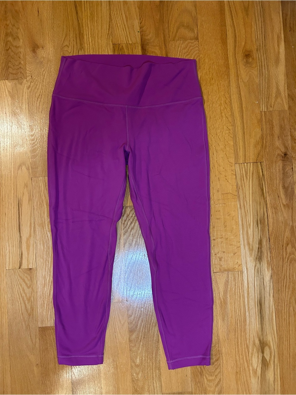 Lululemon magenta thick Active Leggings